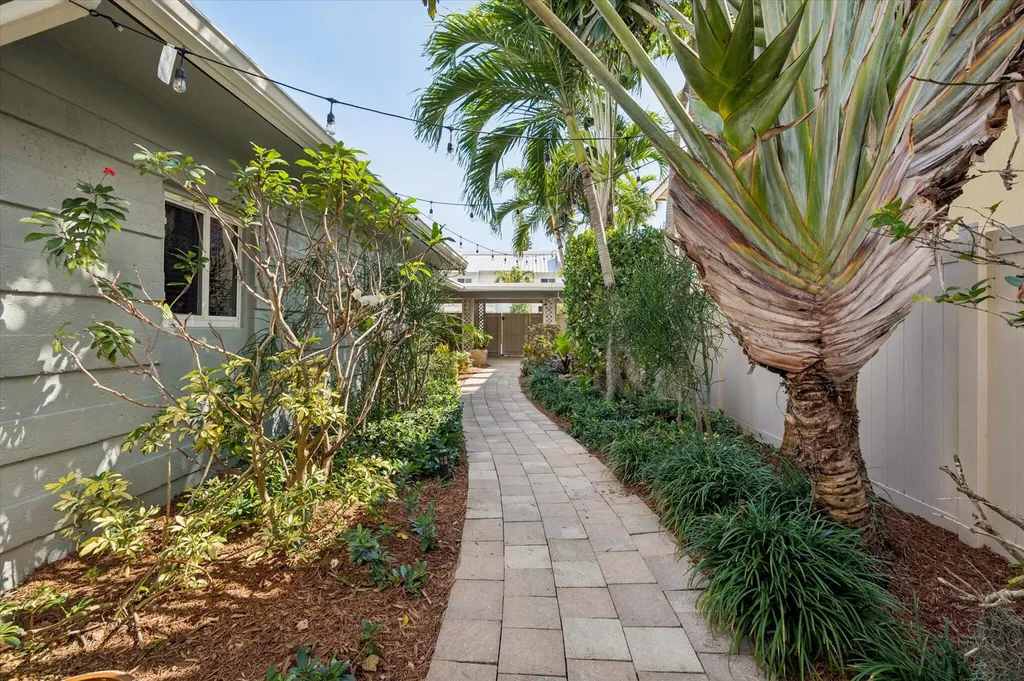 1123 NE 14th Avenue Fort Lauderdale FL 33304
