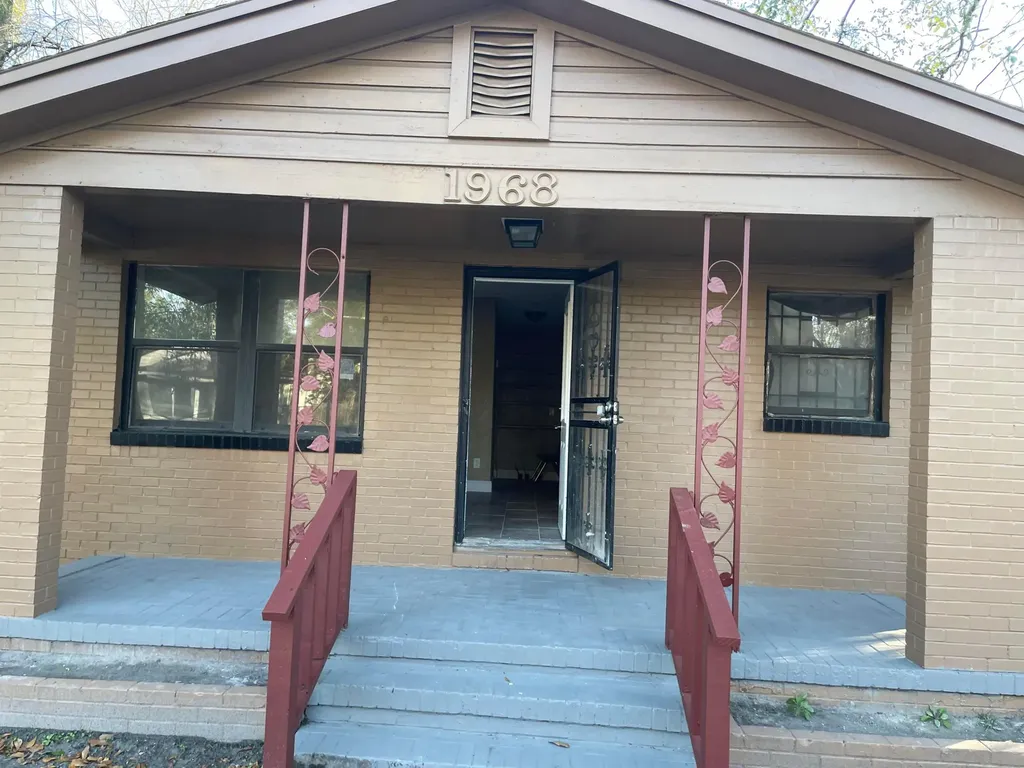 1968 W 23rd Street Jacksonville FL 32209