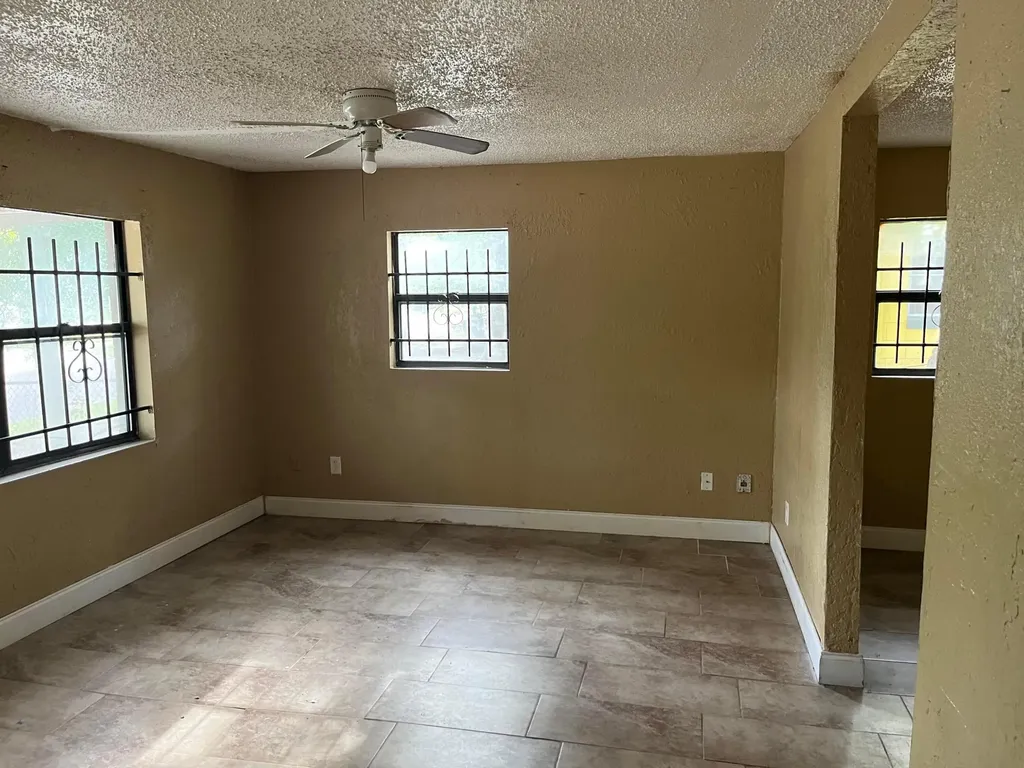 1968 W 23rd Street Jacksonville FL 32209
