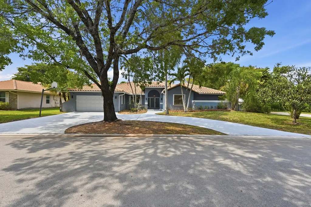 9033 NW 47th Court Coral Springs FL 33067