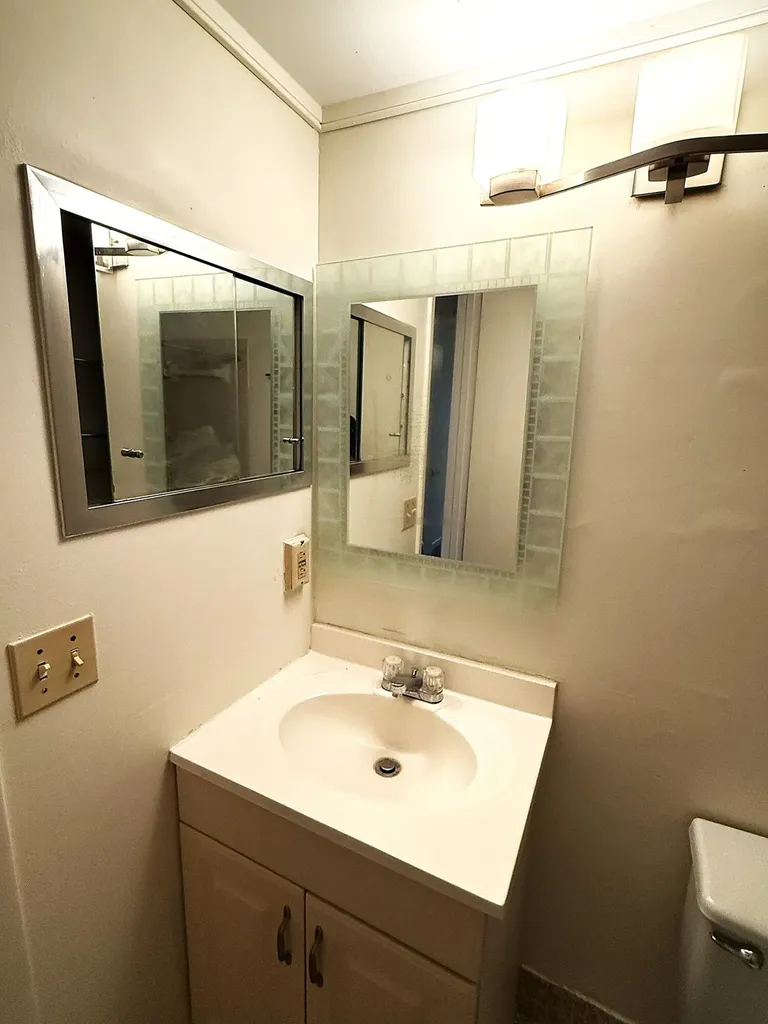 1019 Newport G Deerfield Beach FL 33442