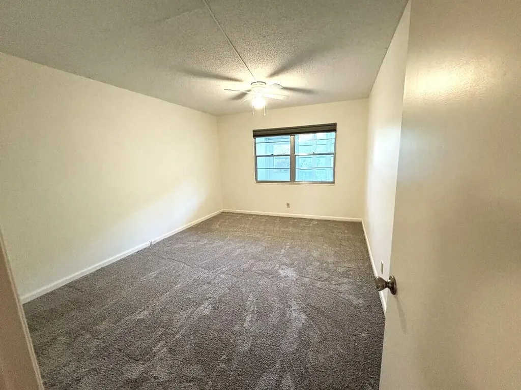 1019 Newport G Deerfield Beach FL 33442