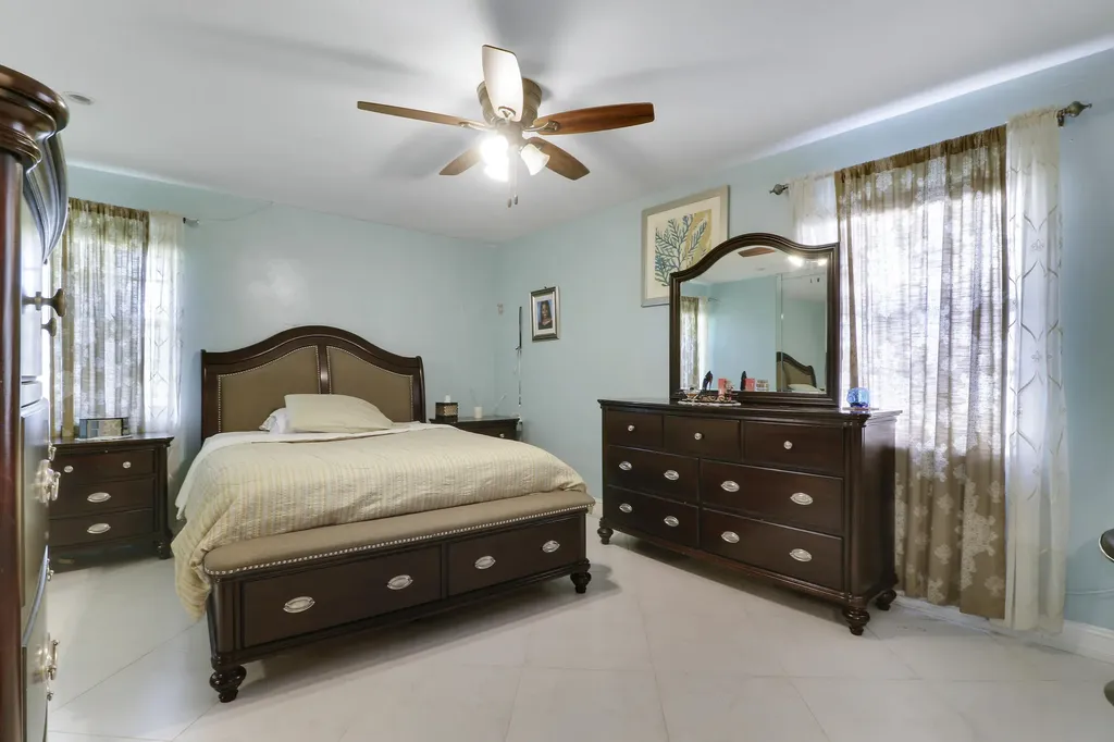 3336 Ave Villandry Delray Beach FL 33445