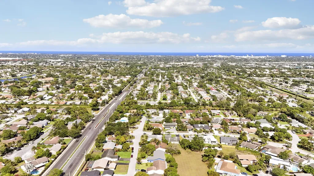 3336 Ave Villandry Delray Beach FL 33445