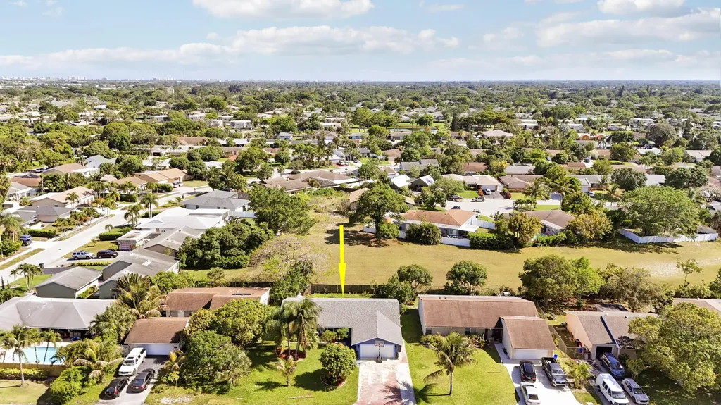 3336 Ave Villandry Delray Beach FL 33445
