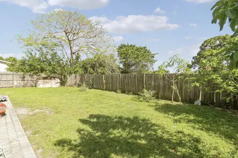 3336 Ave Villandry Delray Beach FL 33445