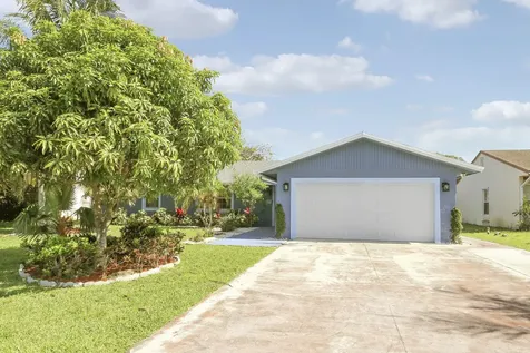 3336 Ave Villandry Delray Beach FL 33445