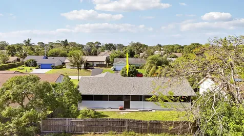 3336 Ave Villandry Delray Beach FL 33445