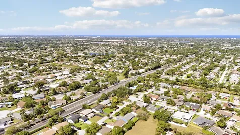 3336 Ave Villandry Delray Beach FL 33445