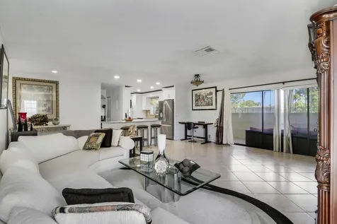 3336 Ave Villandry Delray Beach FL 33445