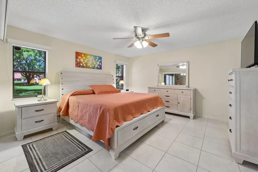 9681 E Sills Drive E Boynton Beach FL 33437