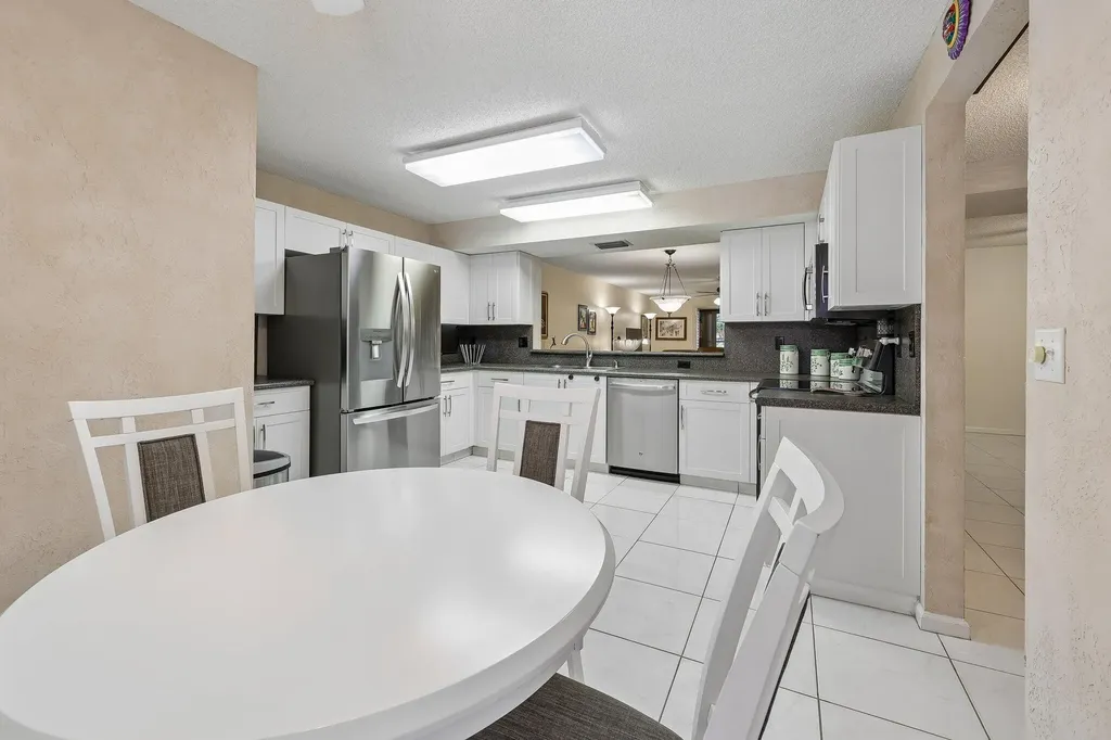 9681 E Sills Drive E Boynton Beach FL 33437