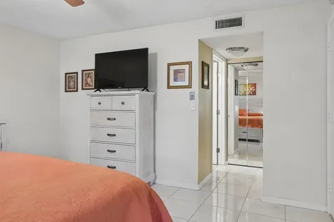 9681 E Sills Drive E Boynton Beach FL 33437