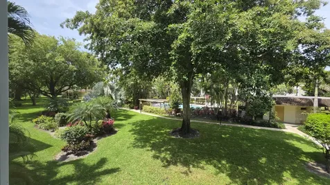 5161 W Oakland Park Boulevard Lauderdale Lakes FL 33313