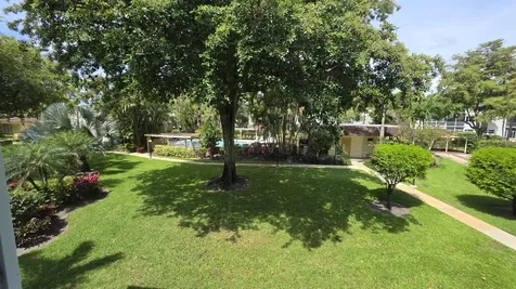 5161 W Oakland Park Boulevard Lauderdale Lakes FL 33313
