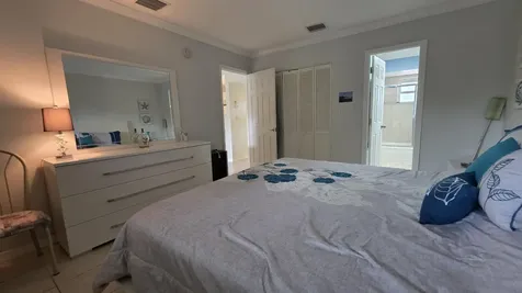 5161 W Oakland Park Boulevard Lauderdale Lakes FL 33313
