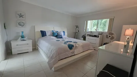 5161 W Oakland Park Boulevard Lauderdale Lakes FL 33313