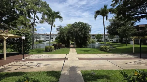5161 W Oakland Park Boulevard Lauderdale Lakes FL 33313