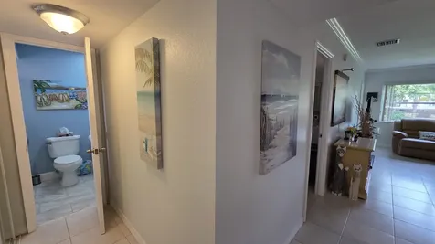 5161 W Oakland Park Boulevard Lauderdale Lakes FL 33313