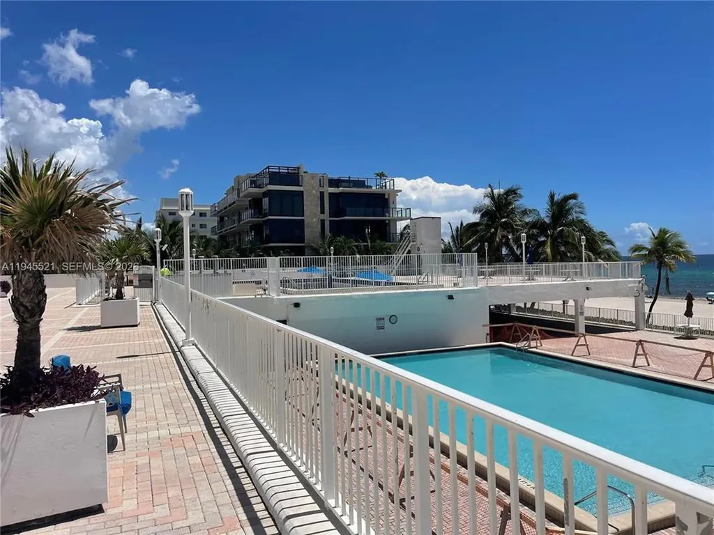 2201 S Ocean Drive Hollywood FL 33019