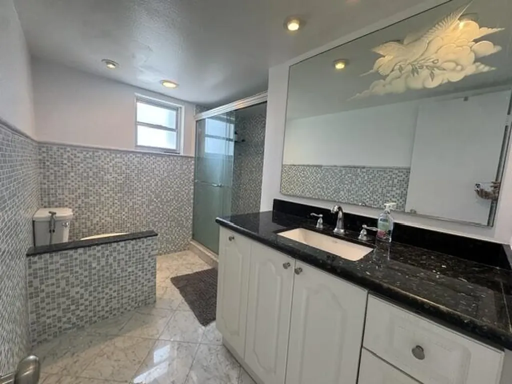 2201 S Ocean Drive Hollywood FL 33019
