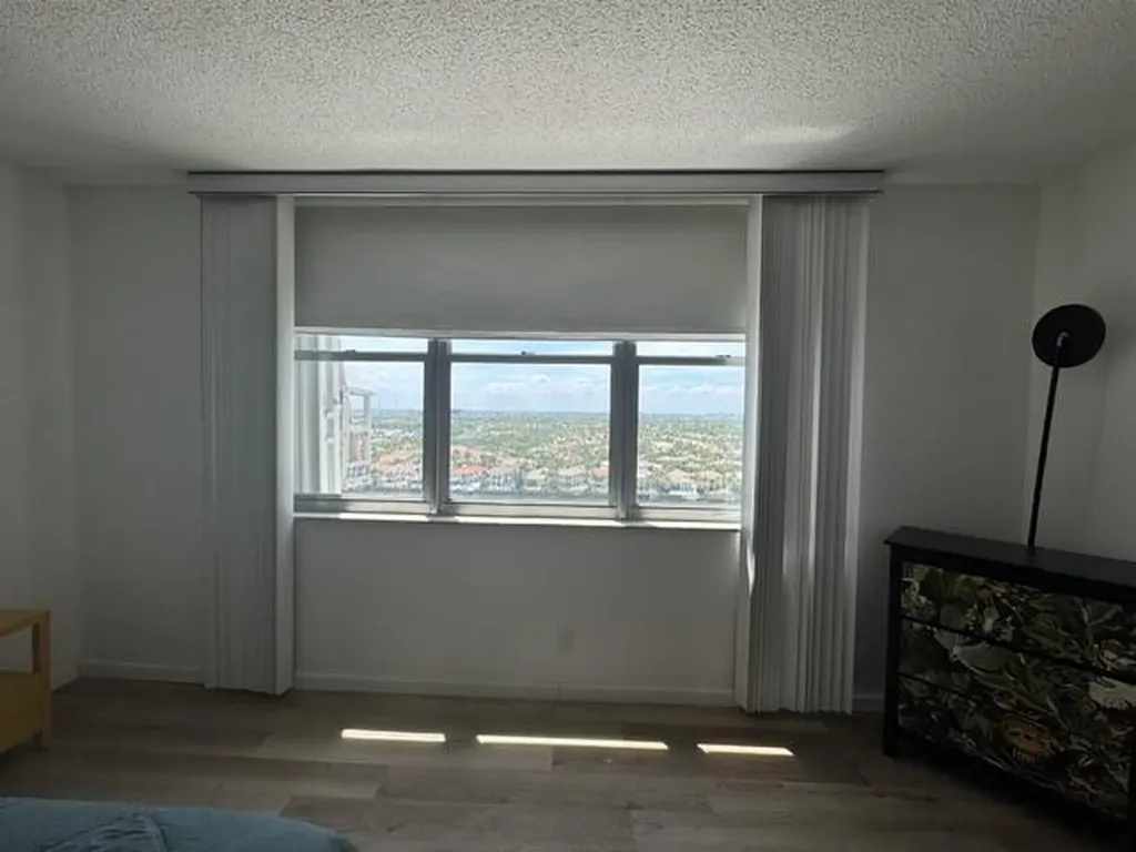 2201 S Ocean Drive Hollywood FL 33019