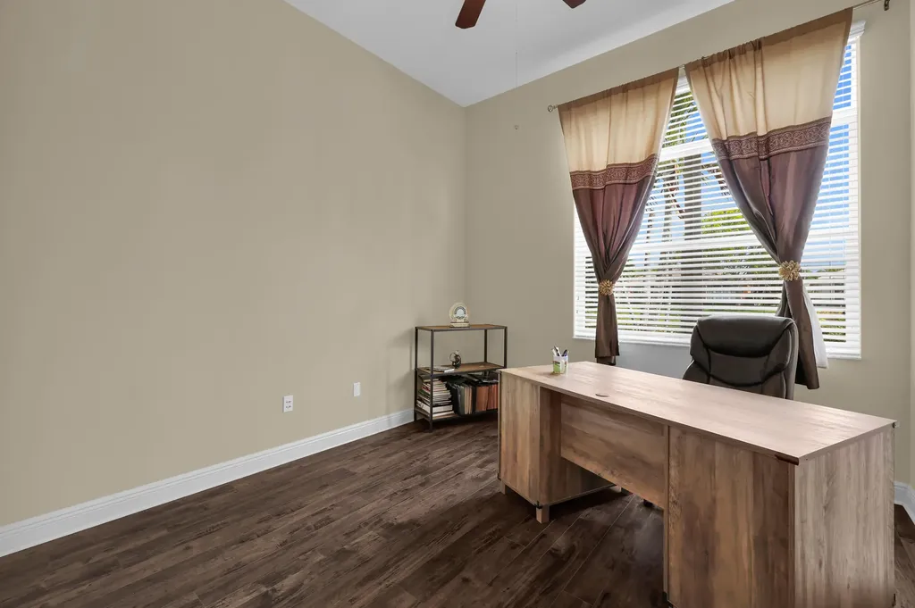 9377 Via Grande W Wellington FL 33411