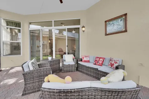 9377 Via Grande W Wellington FL 33411