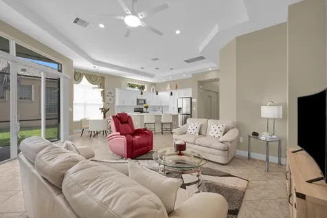 9377 Via Grande W Wellington FL 33411