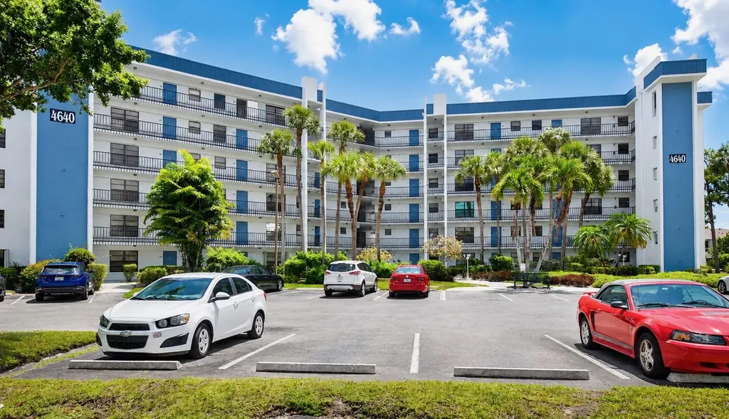 4640 W Lucerne Lakes Boulevard W Lake Worth FL 33467