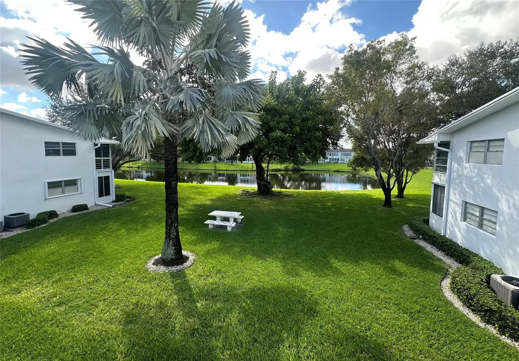 528 Tilford X Deerfield Beach FL 33442