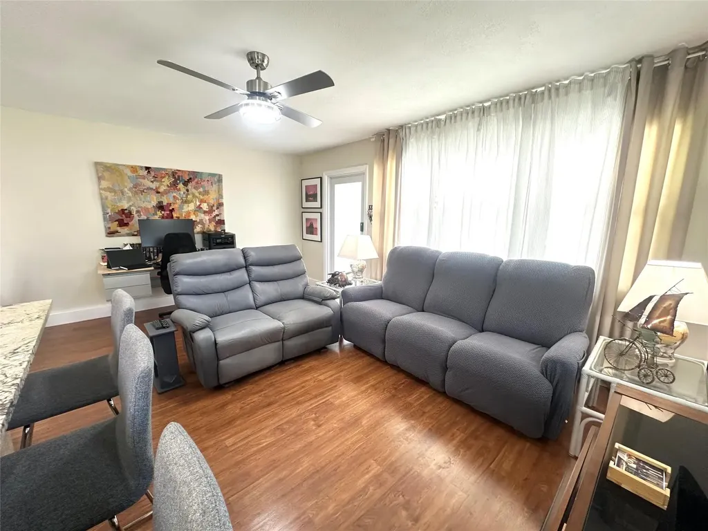 528 Tilford X Deerfield Beach FL 33442
