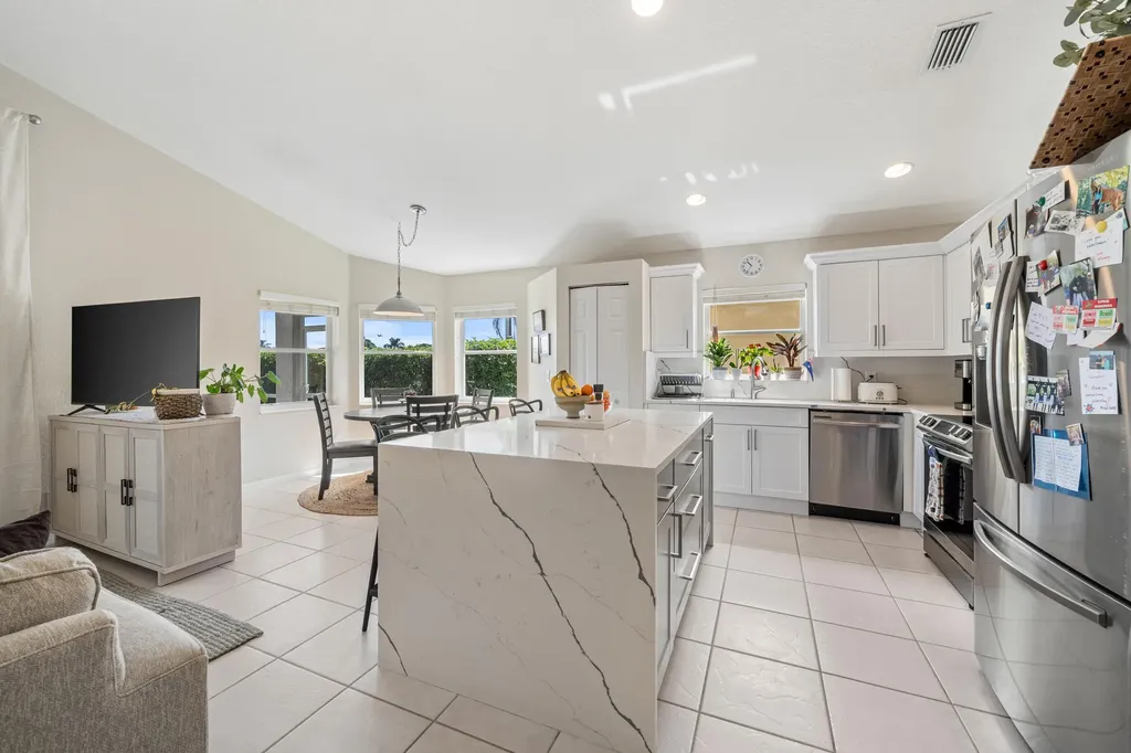 3817 Miramontes Circle Wellington FL 33414