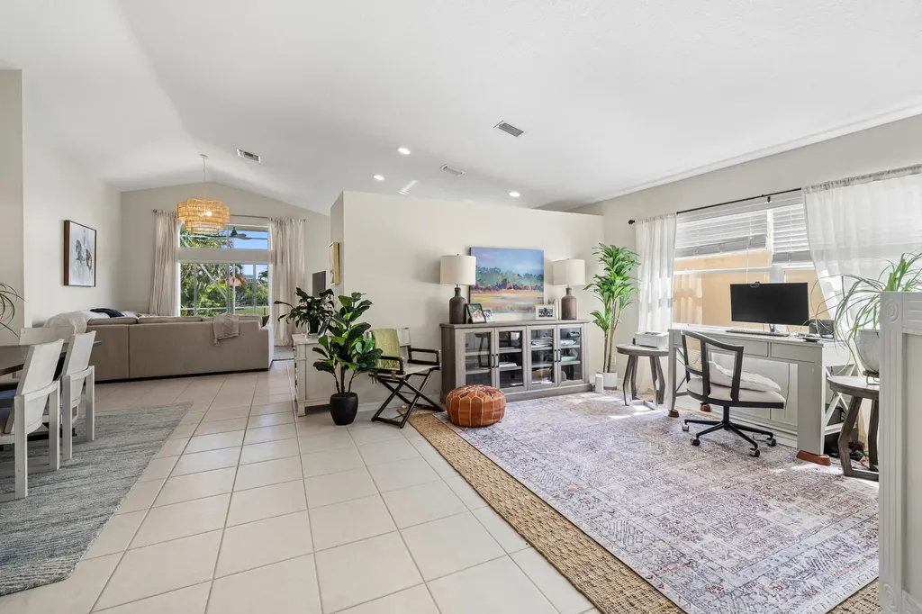 3817 Miramontes Circle Wellington FL 33414