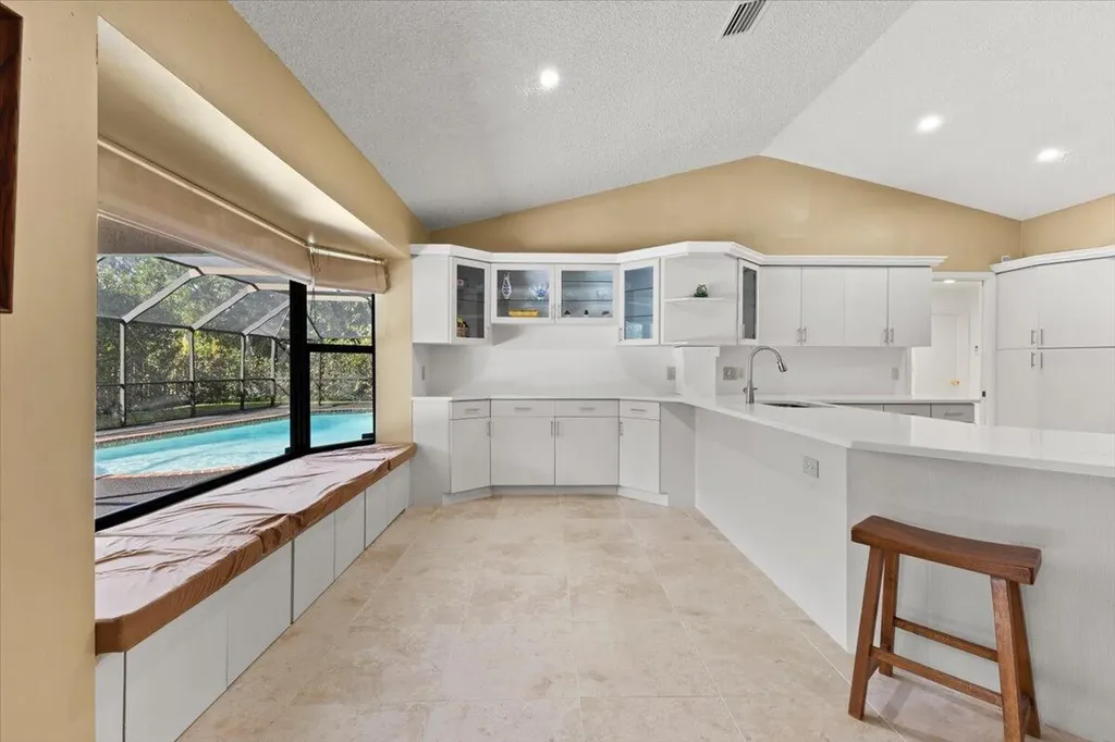 2350 NW 105th Terrace Coral Springs FL 33065