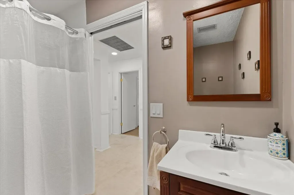 2350 NW 105th Terrace Coral Springs FL 33065