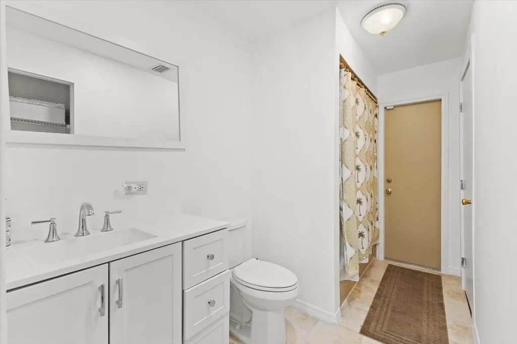2350 NW 105th Terrace Coral Springs FL 33065