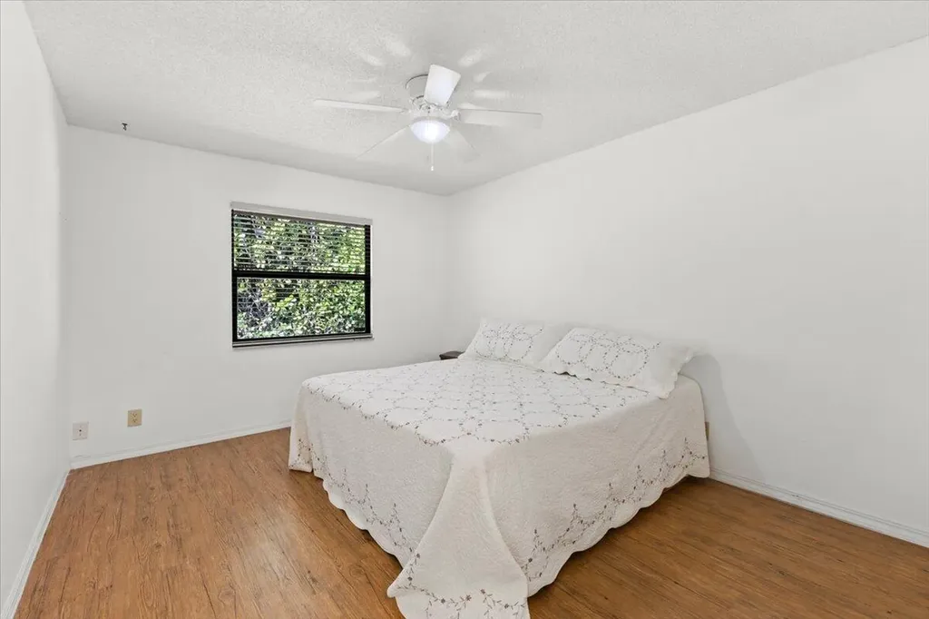 2350 NW 105th Terrace Coral Springs FL 33065