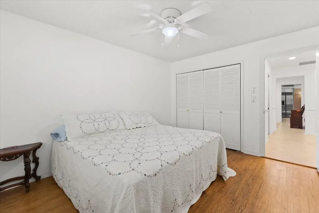 2350 NW 105th Terrace Coral Springs FL 33065