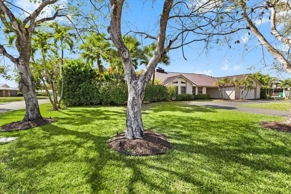 2350 NW 105th Terrace Coral Springs FL 33065