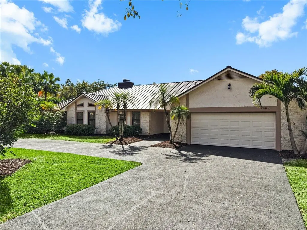 2350 NW 105th Terrace Coral Springs FL 33065