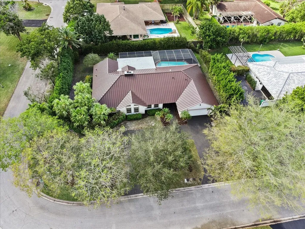 2350 NW 105th Terrace Coral Springs FL 33065
