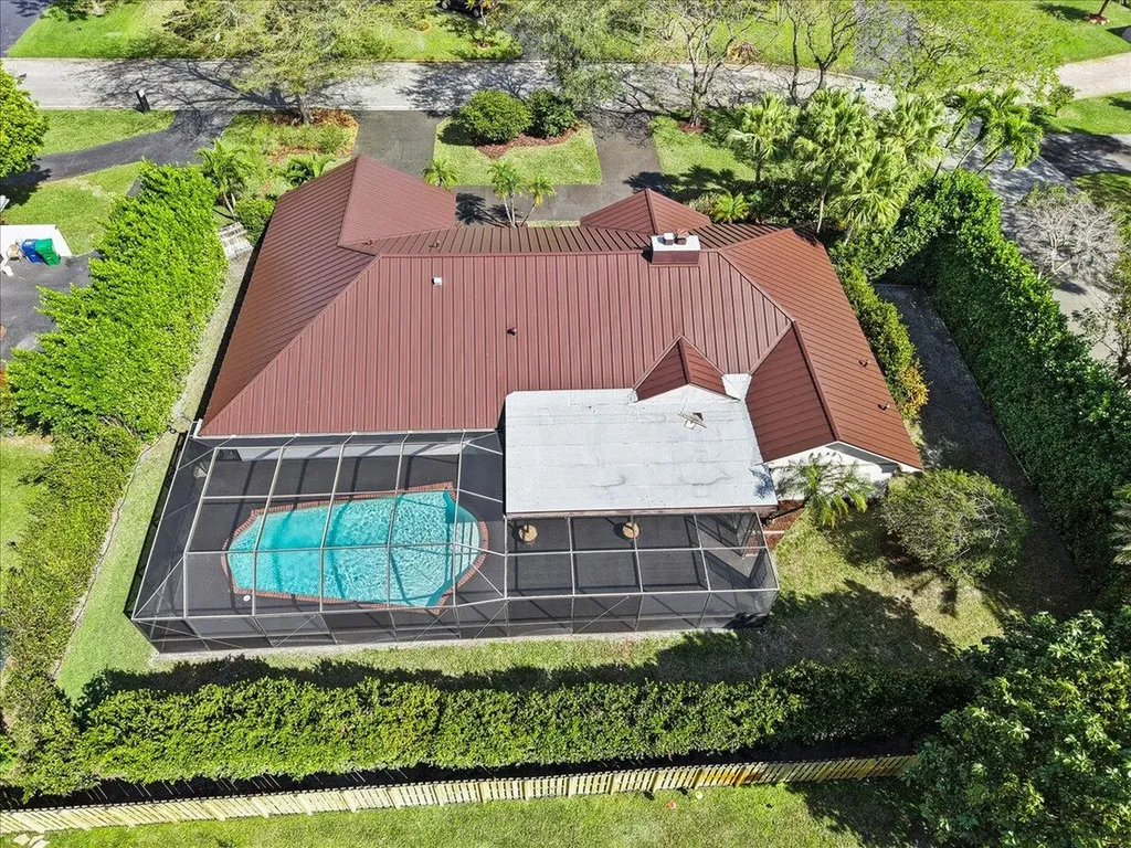 2350 NW 105th Terrace Coral Springs FL 33065