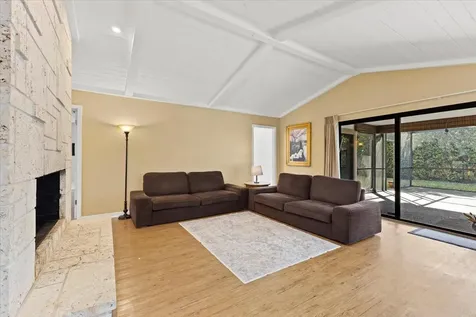 2350 NW 105th Terrace Coral Springs FL 33065