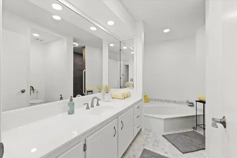 2350 NW 105th Terrace Coral Springs FL 33065