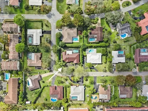 2350 NW 105th Terrace Coral Springs FL 33065