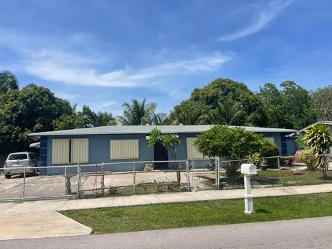 915 SW 4th Street Delray Beach FL 33444