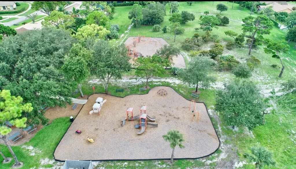 17768 Maplewood Drive Boca Raton FL 33487