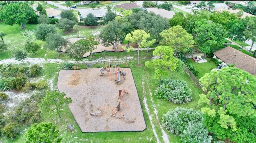 17768 Maplewood Drive Boca Raton FL 33487