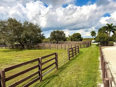 13060 52nd Place S Wellington FL 33449